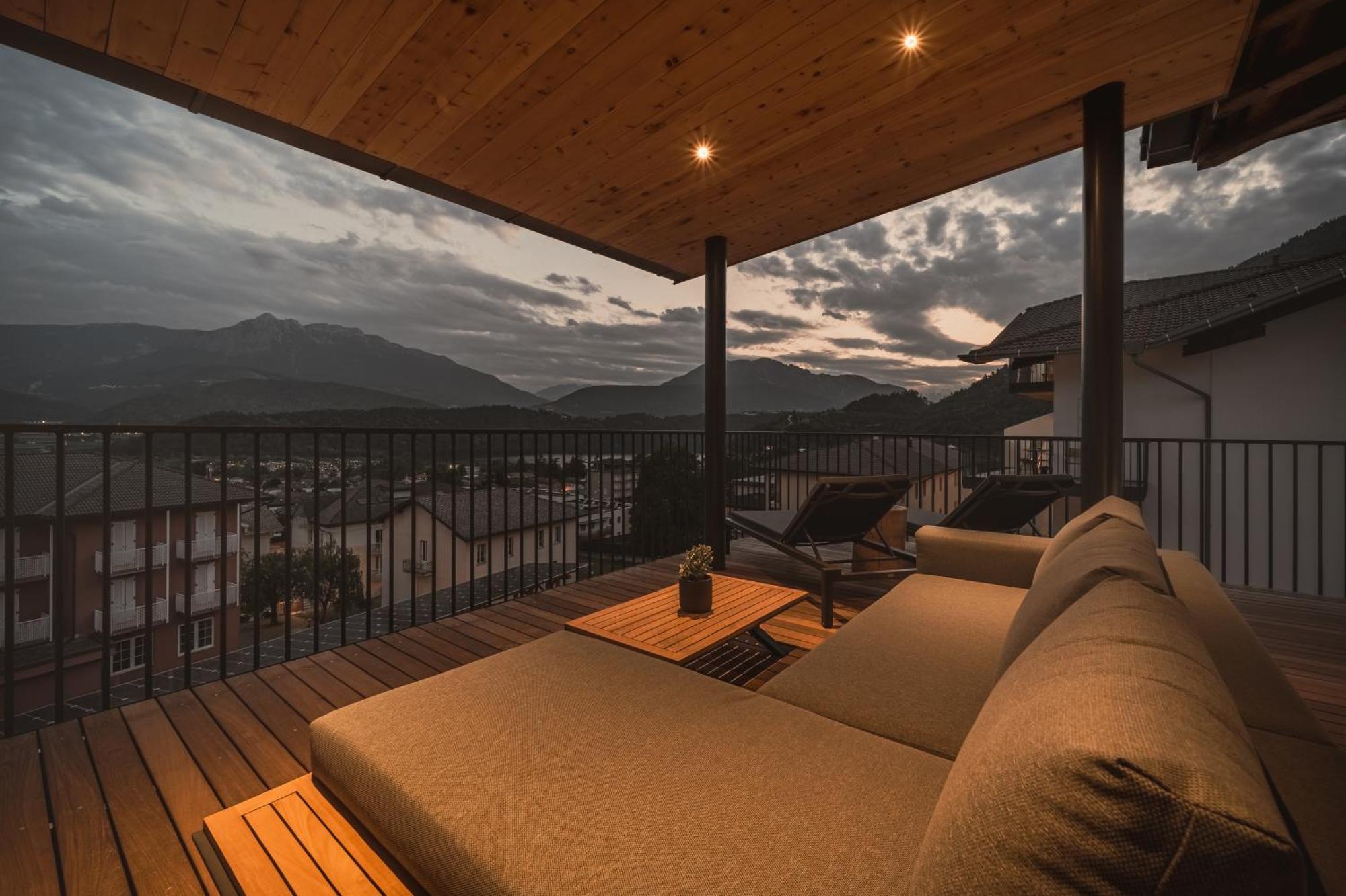 Cristallo Sport & Wellness Hotel Levico Terme Bagian luar foto